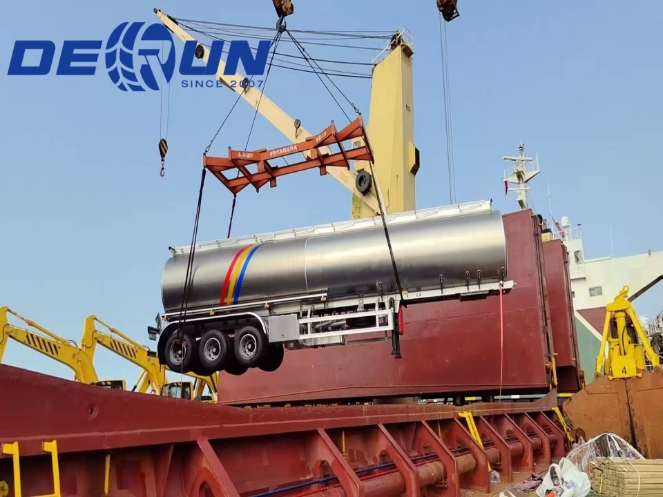 Derun üç oxlu alüminium alüminium yağlı tank yarı treyleri Argentinaya göndərildi