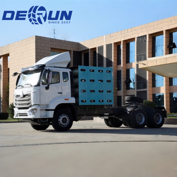 Sinotruk Howo 6x4 CNG NX Traktor Truck